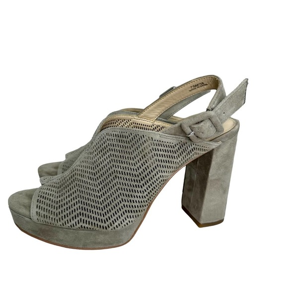 Vince Camuto Grey jenseya perforated sandal peep‎ toe size 7.5 - Picture 1 of 12